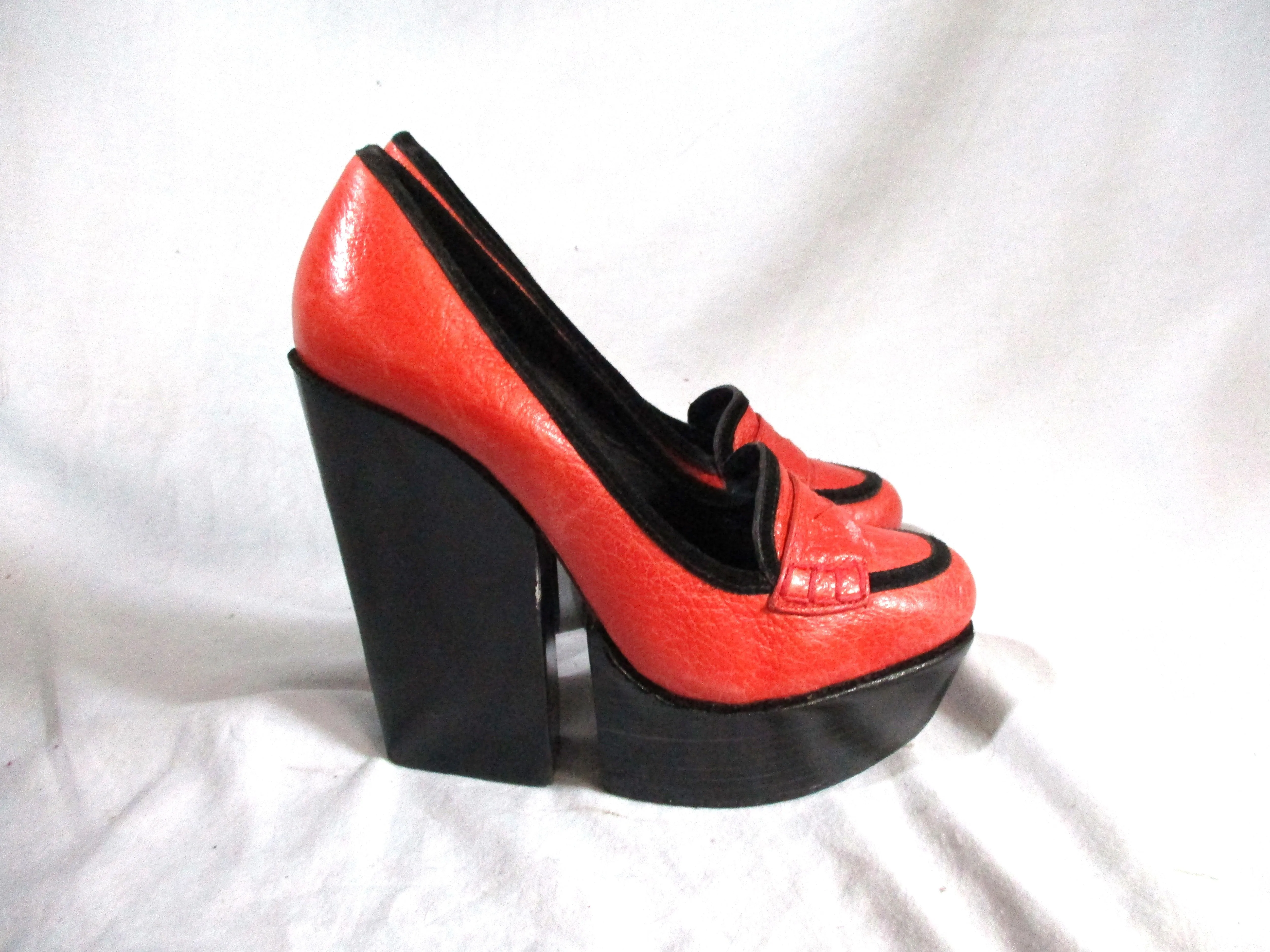 ALICE   OLIVIA STACEY BENDET Chunky Heel Platform Leather Pump Shoe RUST RED 38.5