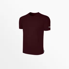 MEN'S BASICS TEE WITH SLEEVE LOGO